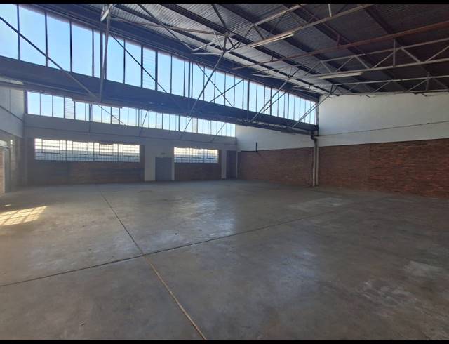 926M² WAREHOUSE TO LET IN BENROSE